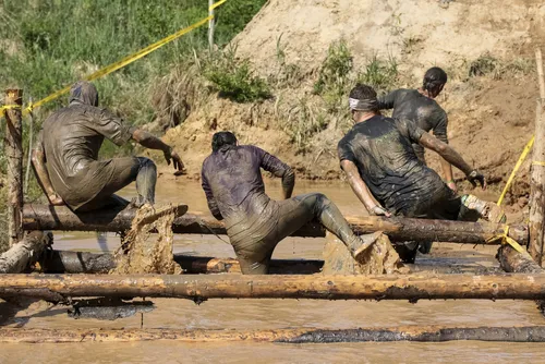 Koh Survivor pour votre EVG à Bordeaux | Enterrement de vie de garçon