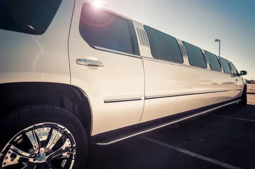Paris by Limo pour votre EVG à Paris | Enterrement de vie de garçon