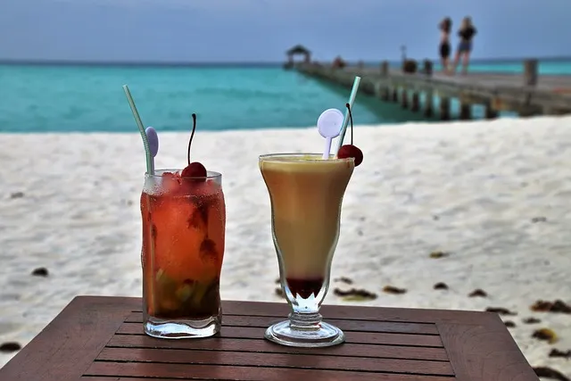 Transat & cocktail pour votre EVG à Lisbonne | Enterrement de vie de garçon